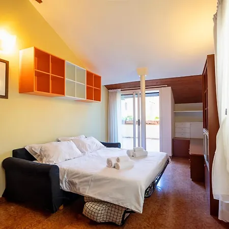 Bologna's Way Cento Traxenda Apartament Bolonia