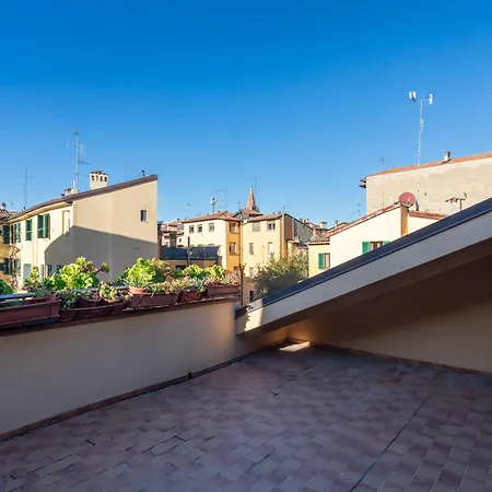 Bologna's Way Cento Traxenda Apartment *